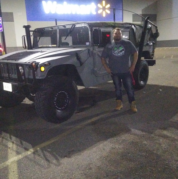 COPY - Meet your Posher, Ro - Picture 2 of 3